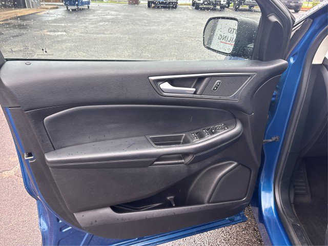 Certified 2020 Ford Edge SE w/ Cargo Accessory Package FWD image 18