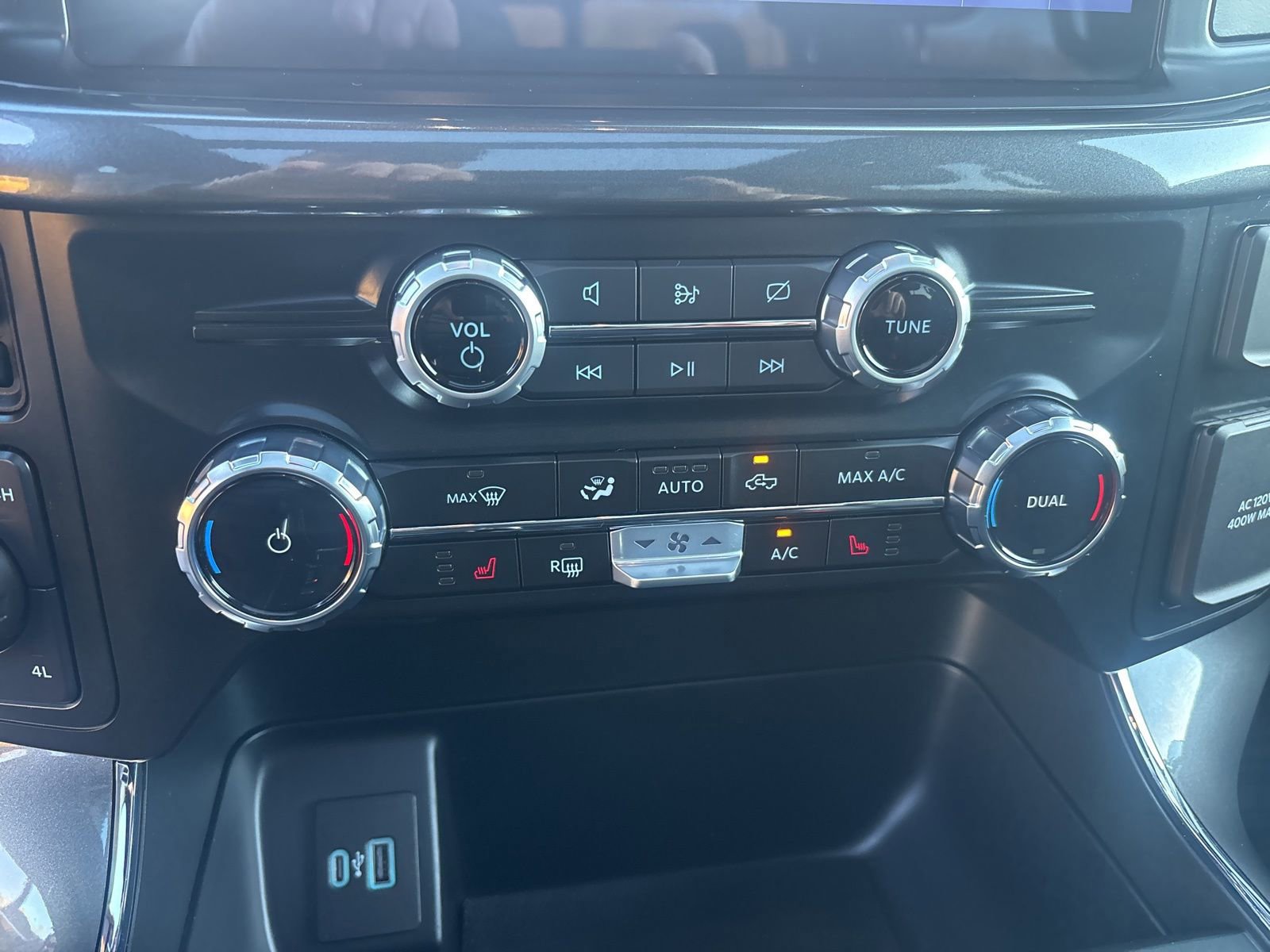 Certified 2023 Ford F150 XLT w/ Equipment Group 302A High AWD/4WD image 27