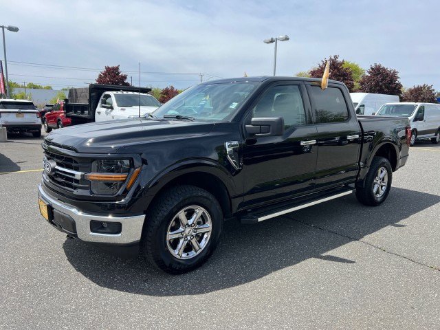 Certified 2025 Ford F150 XLT w/ Equipment Group 301A Standard AWD/4WD video 3