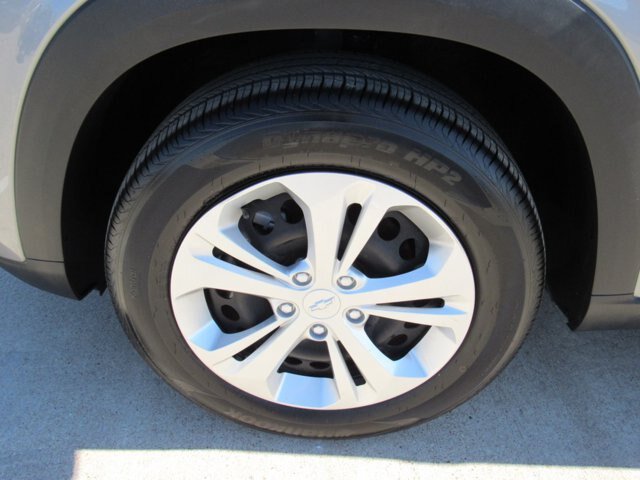 Used 2026 Chevrolet Trax LS w/ Driver Confidence Package FWD image 13