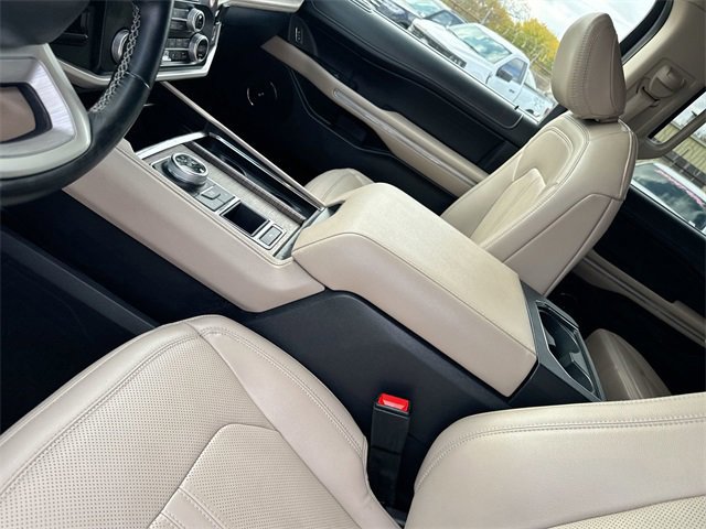 Certified 2024 Ford Expedition Limited image 28