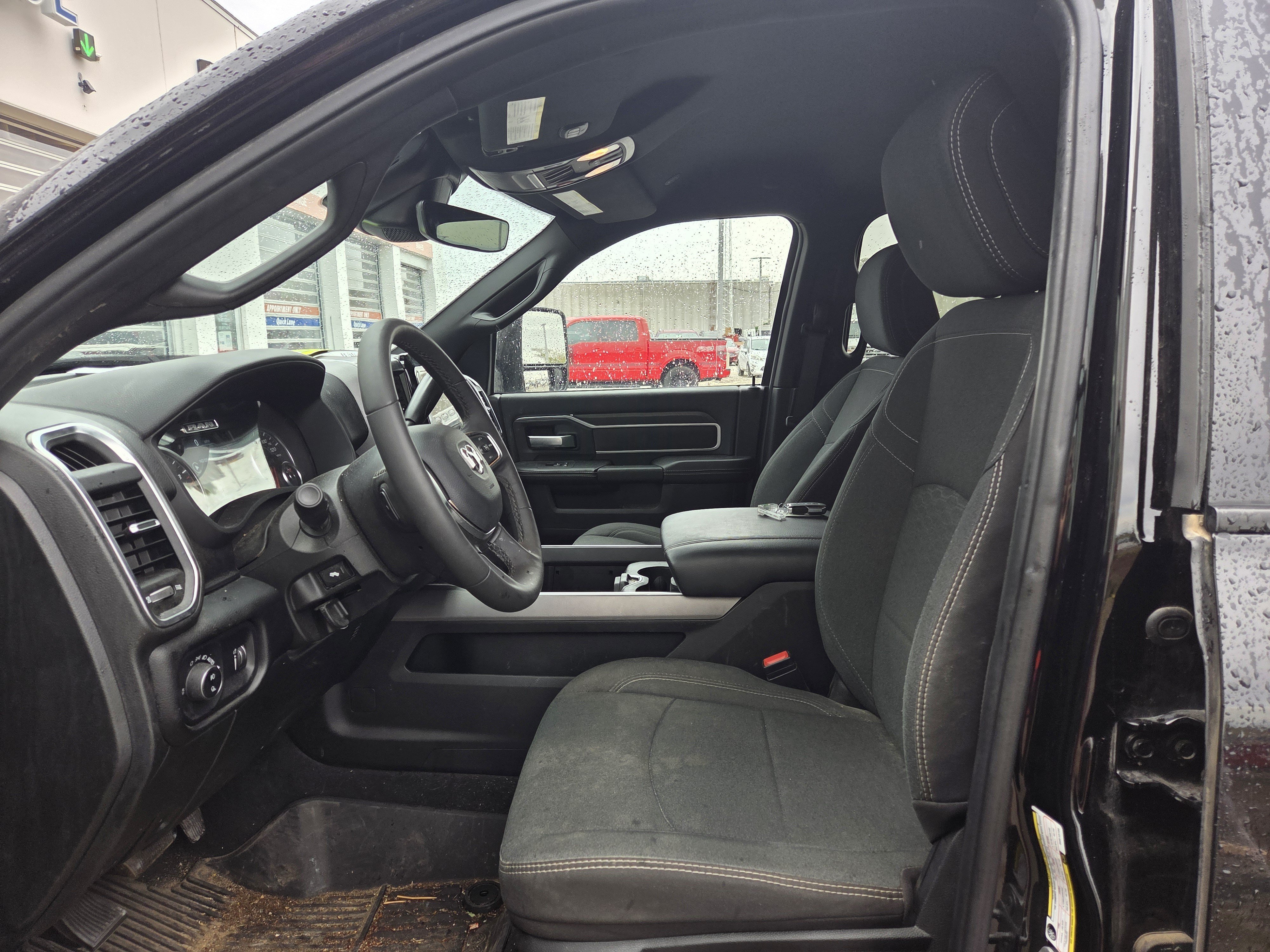 Used 2025 RAM 3500 Big Horn AWD/4WD image 8