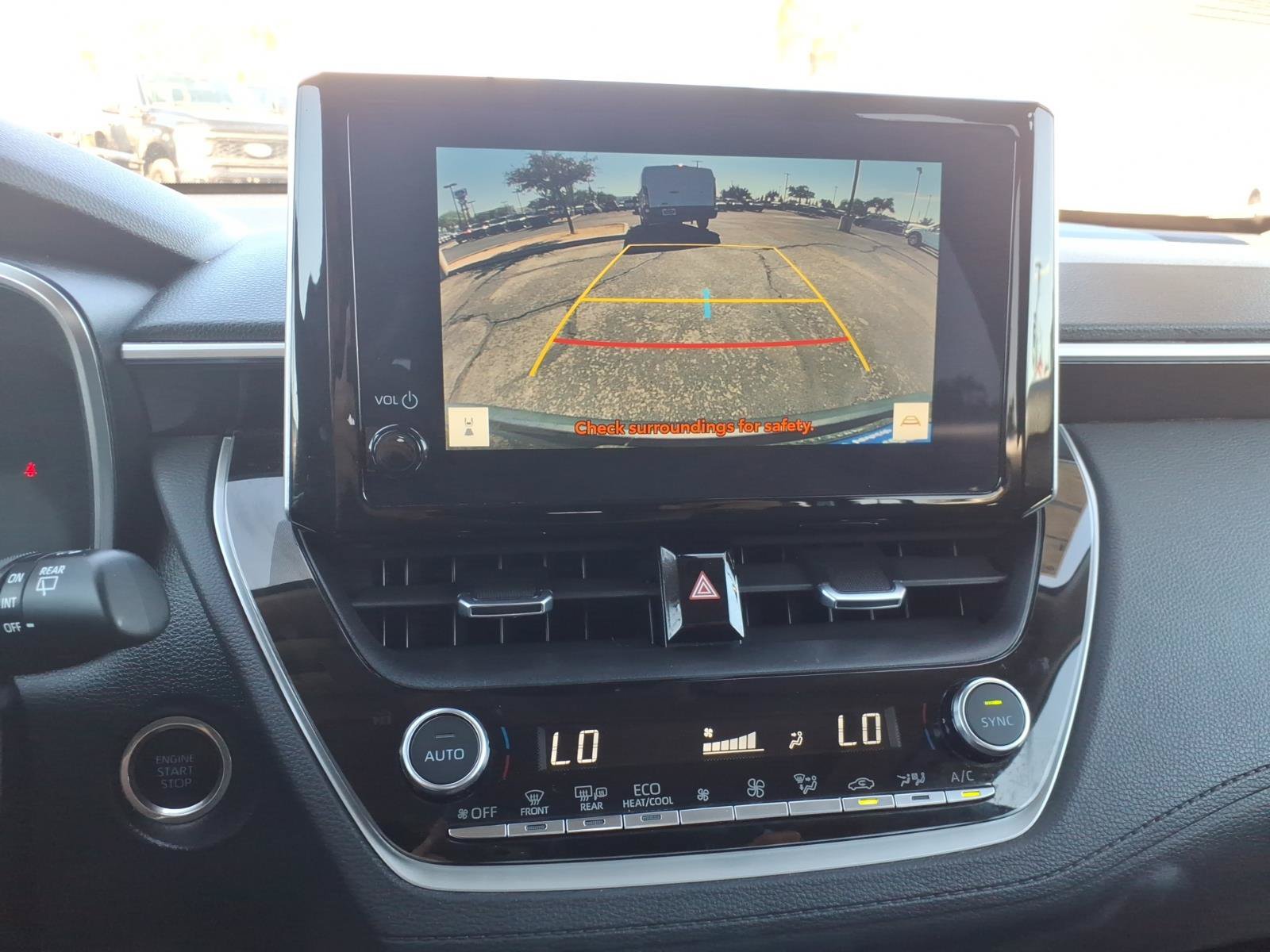 Used 2023 Toyota Corolla Cross XLE w/ Convenience Package FWD image 23