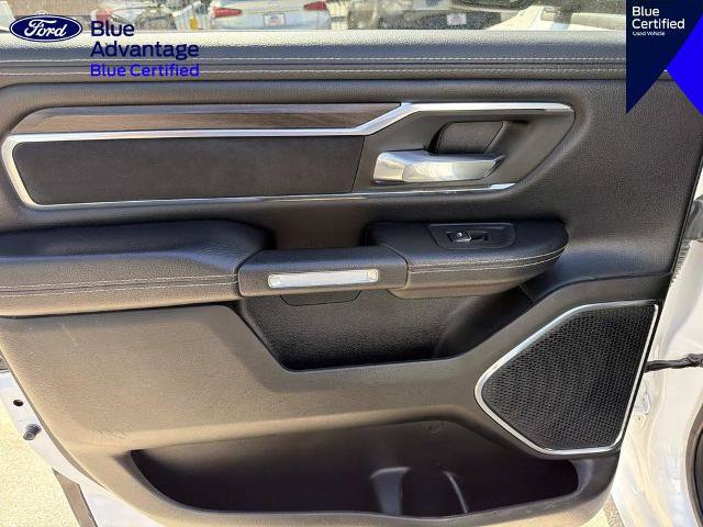 Used 2025 RAM 1500 Laramie AWD/4WD image 11