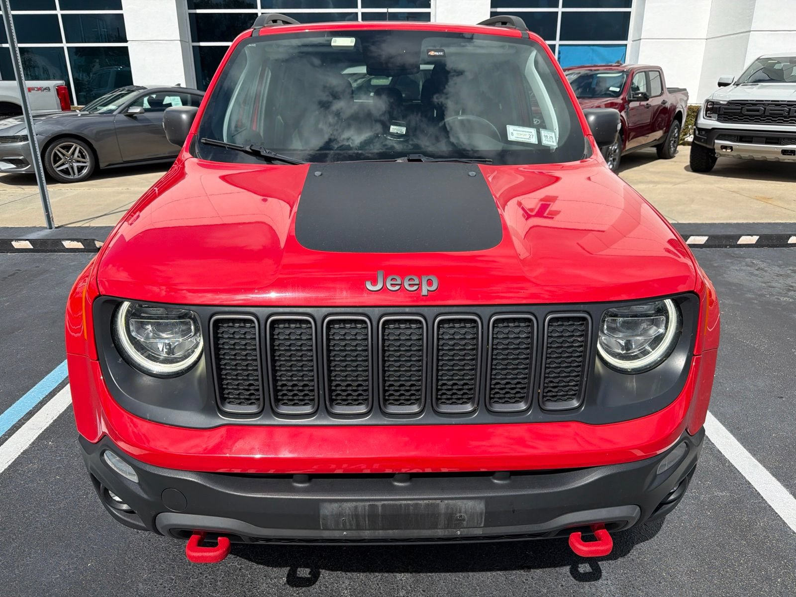 Used 2019 Jeep Renegade Trailhawk w/ UConnect 8.4 Nav Group AWD/4WD image 4