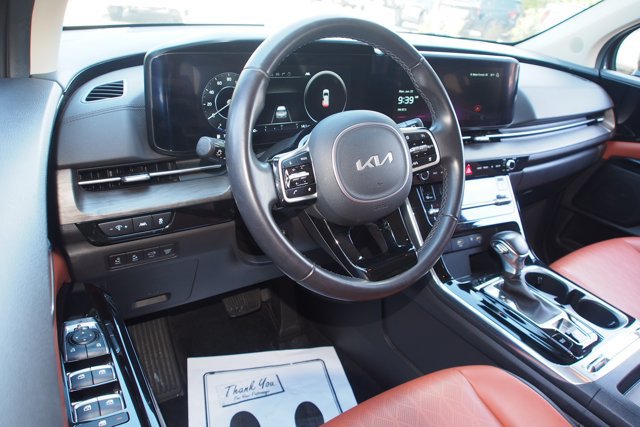 Used 2024 Kia Carnival SX FWD image 20