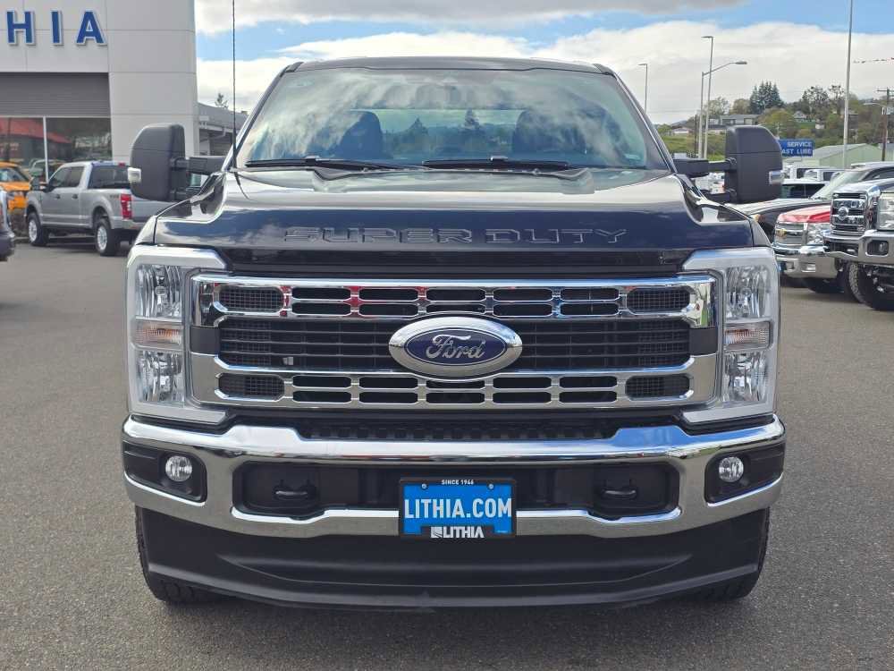 Certified 2025 Ford F350 XLT AWD/4WD image 8