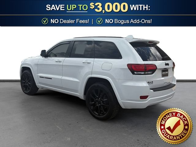 Used 2018 Jeep Grand Cherokee Laredo AWD/4WD image 4