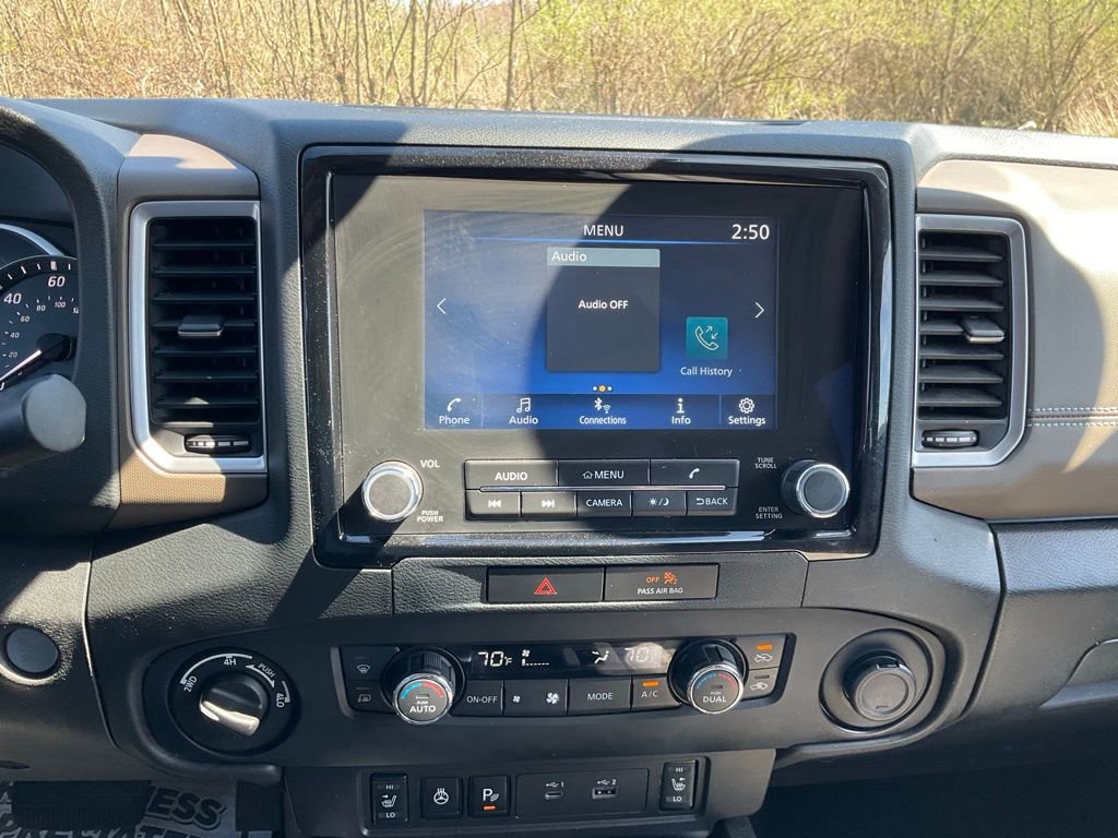 Used 2022 Nissan Frontier SV AWD/4WD image 3