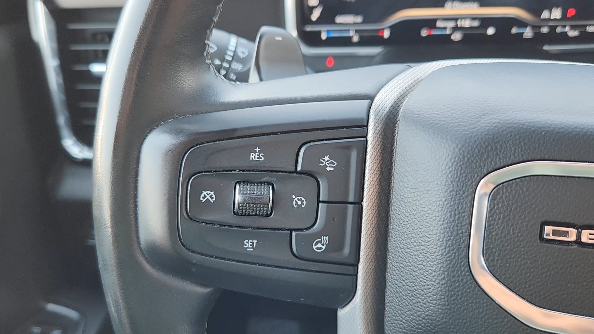Used 2023 GMC Sierra 1500 Denali AWD/4WD image 13