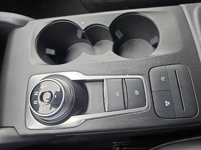 Certified 2025 Ford Escape ST-Line Select AWD/4WD image 31