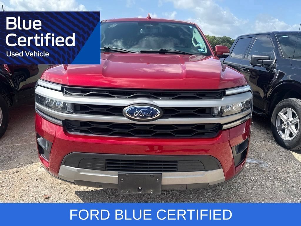 Certified 2022 Ford Expedition XLT RWD image 2