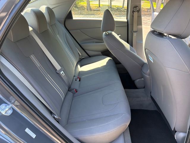 Used 2023 Hyundai Elantra SEL w/ Convenience Package FWD image 27