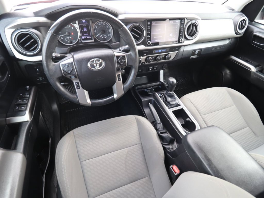 Used 2022 Toyota Tacoma SR5 AWD/4WD image 6