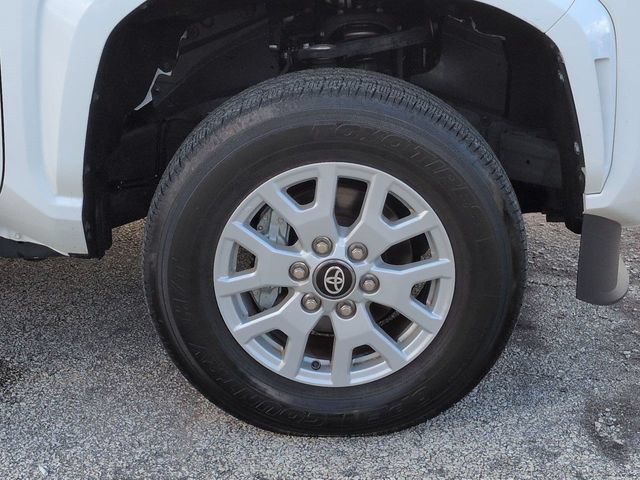 Used 2024 Toyota Tacoma SR RWD image 11