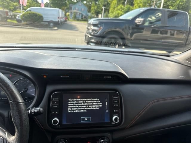 Used 2024 Nissan Kicks SR FWD image 32