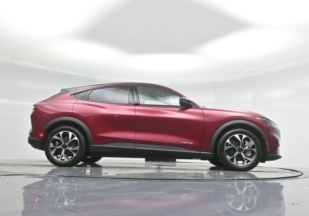 Certified 2025 Ford Mustang Mach-E Select image 49