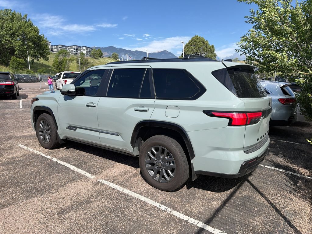 Used 2026 Toyota Sequoia Platinum AWD/4WD image 4
