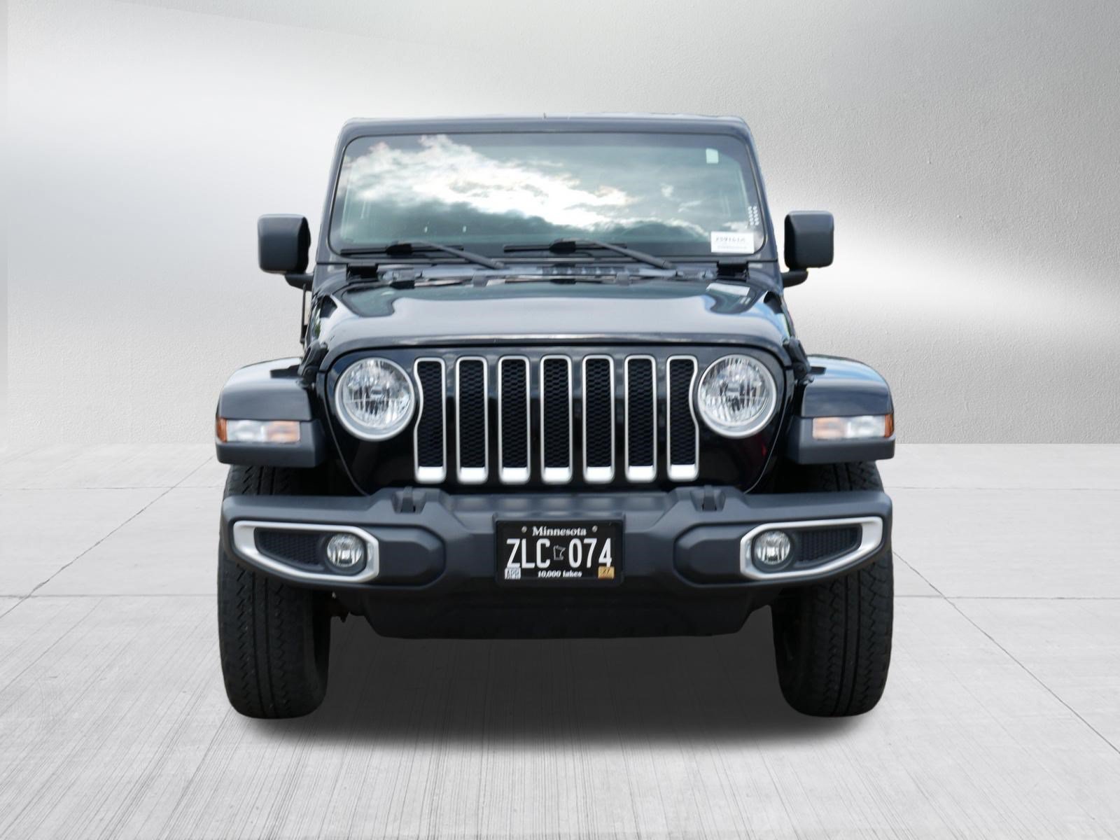 Used 2020 Jeep Wrangler Unlimited Sahara AWD/4WD image 2