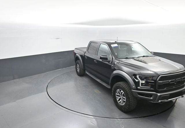 Certified 2017 Ford F150 Raptor w/ Equipment Group 802A Luxury AWD/4WD image 24