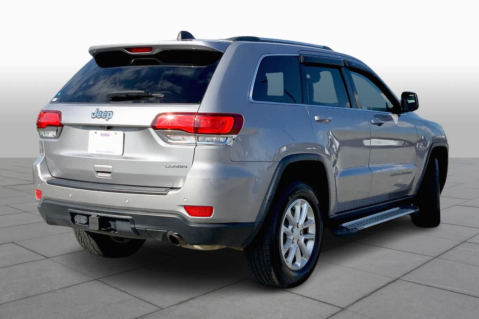 Used 2021 Jeep Grand Cherokee Laredo RWD image 13