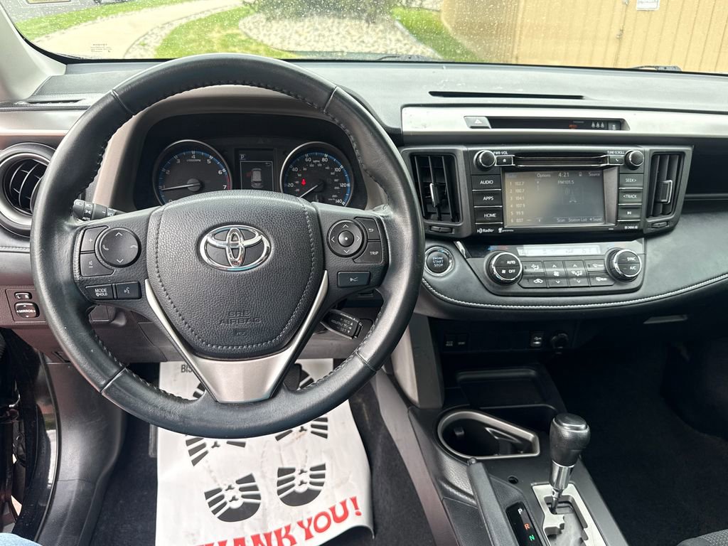 Used 2018 Toyota RAV4 XLE w/ Plus Extra Value Package AWD/4WD image 13