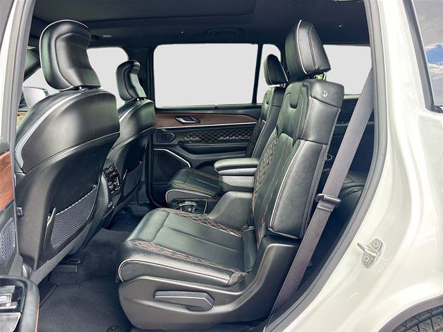 Used 2024 Jeep Grand Cherokee L Summit w/ Advanced Protech Group IV AWD/4WD image 27