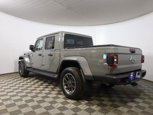 Used 2020 Jeep Gladiator Overland image 2