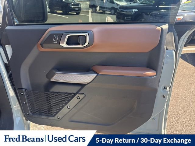 Certified 2021 Ford Bronco Outer Banks w/ Sasquatch Package AWD/4WD image 13