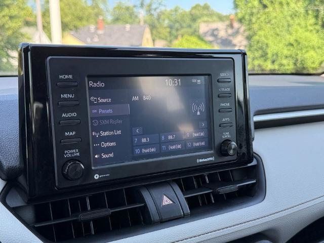 Used 2020 Toyota RAV4 XLE AWD/4WD image 25