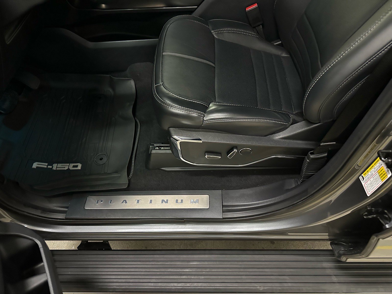 Certified 2023 Ford F150 Platinum w/ Equipment Group 701A High image 24