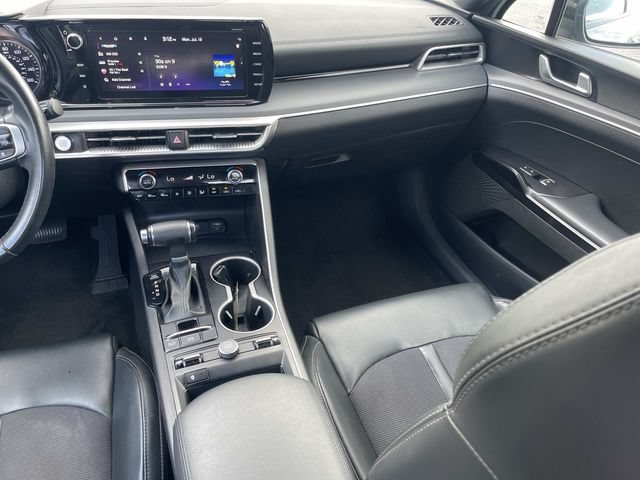 Used 2024 Kia K5 GT-Line w/ GT-Line Premium Package FWD image 17