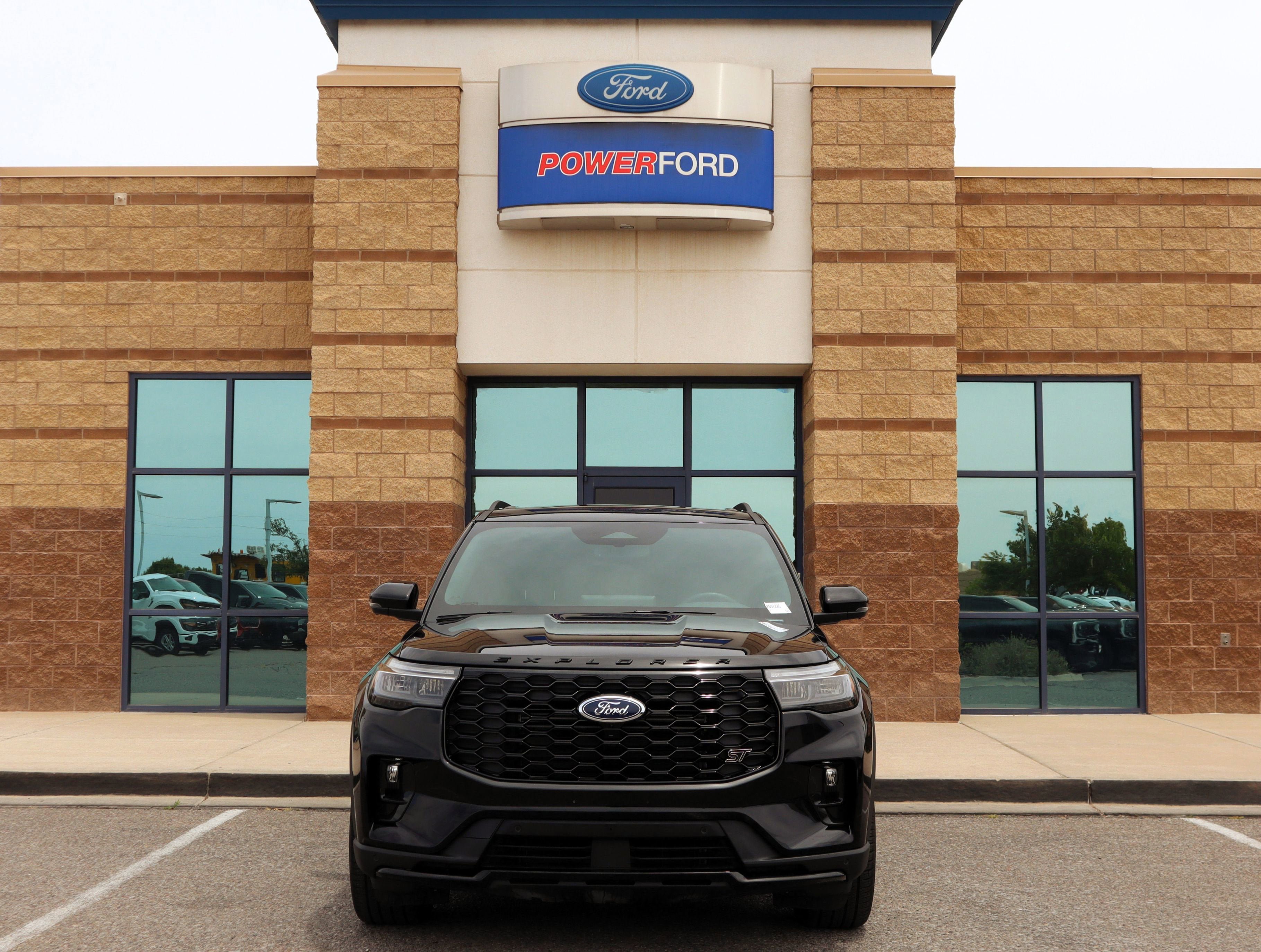 Certified 2025 Ford Explorer ST w/ Sun And Sound Package AWD/4WD image 3