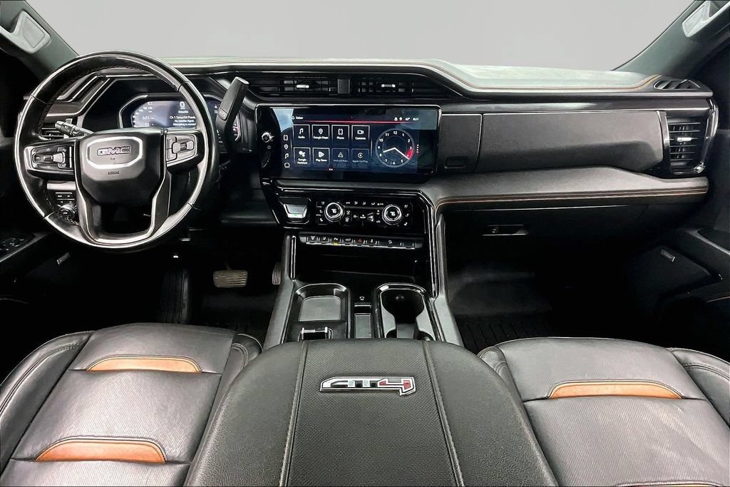 Used 2024 GMC Sierra 3500 AT4 w/ Technology Package AWD/4WD image 16