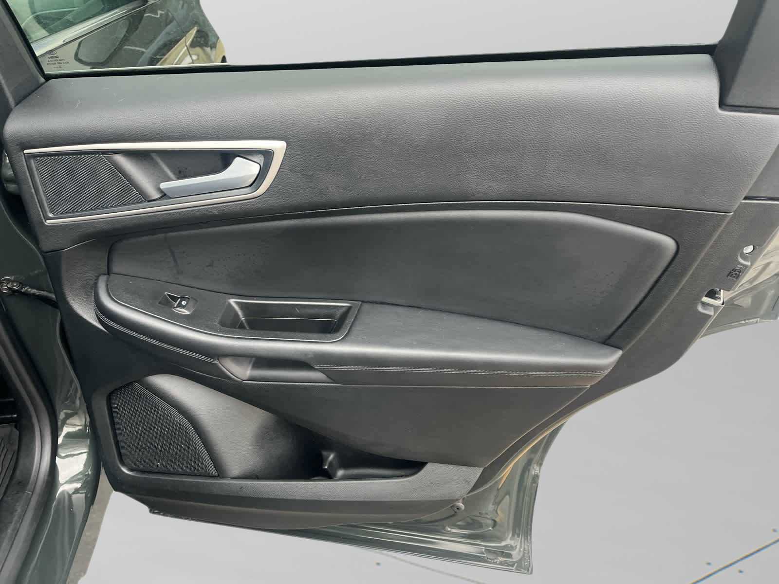 Certified 2024 Ford Edge SEL w/ Convenience Package image 18