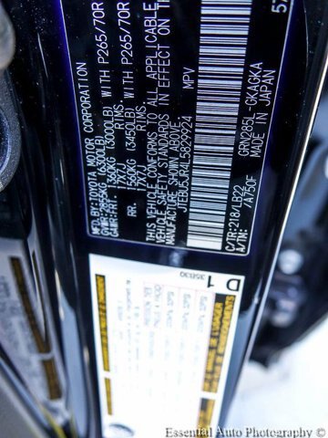 Used 2020 Toyota 4Runner SR5 Premium AWD/4WD image 34