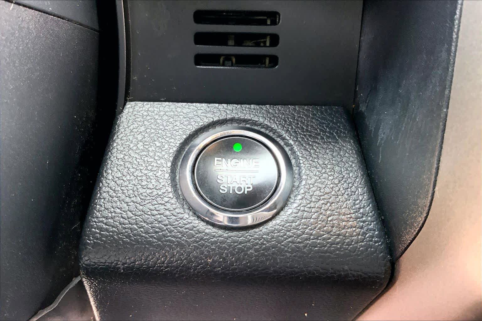 Certified 2021 Ford Expedition XLT RWD image 31