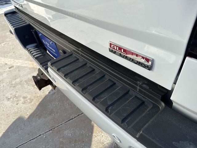 Used 2018 GMC Sierra 2500 SLT w/ Duramax Plus Package image 26