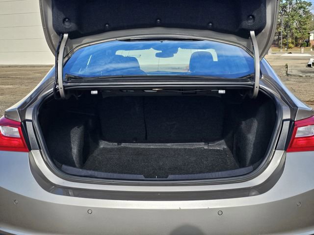 Used 2024 Chevrolet Malibu LT image 28