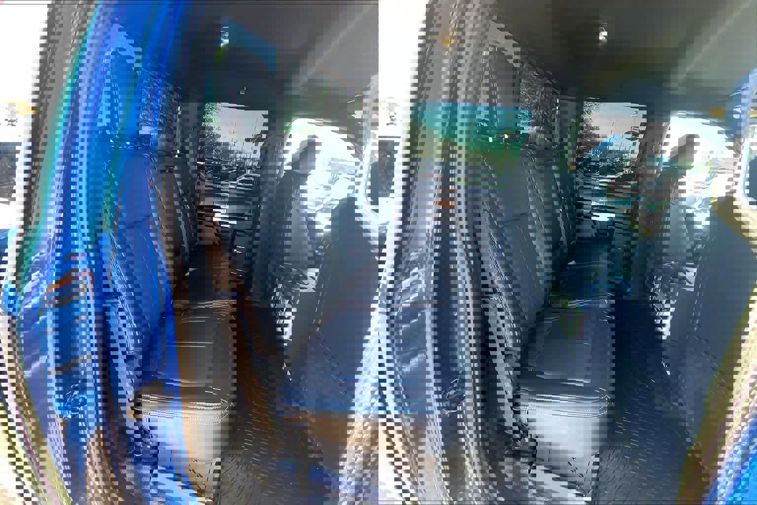 Certified 2022 Ford F350 Lariat w/ Tremor Off-Road Package image 19