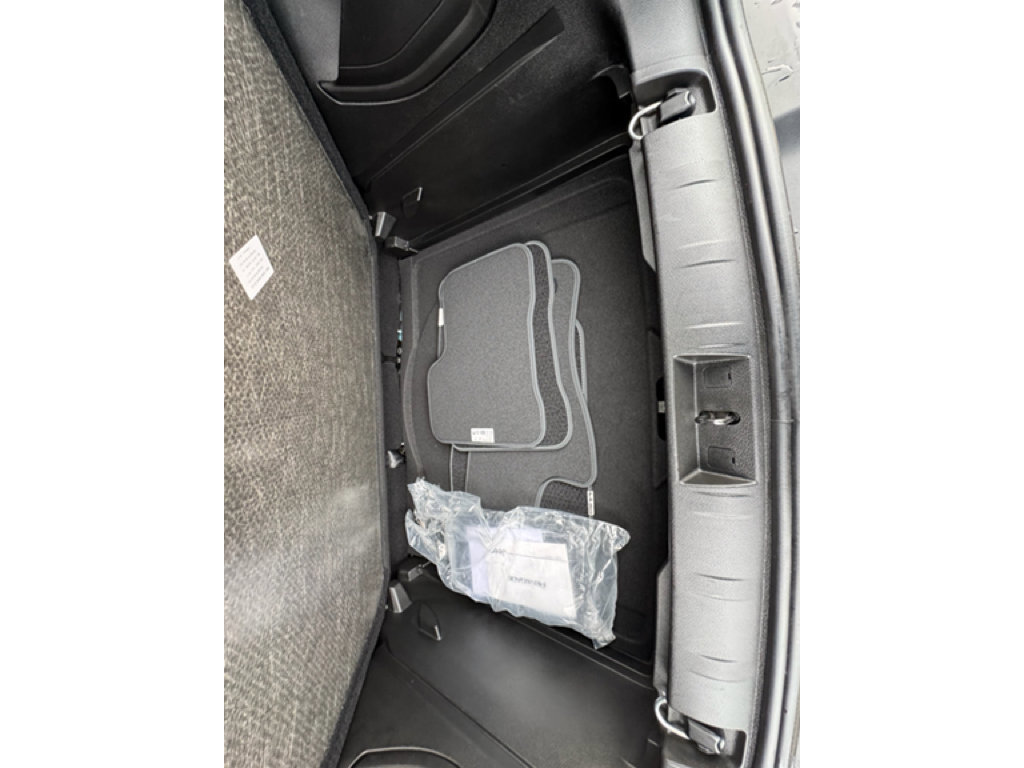 Used 2021 Jeep Renegade Latitude AWD/4WD image 25