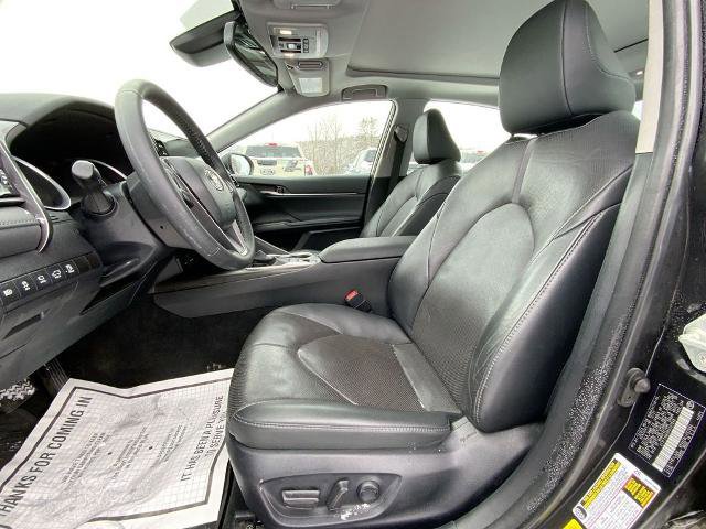Used 2023 Toyota Camry XLE w/ Navigation Package image 11