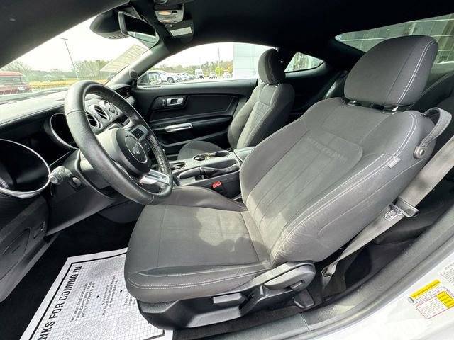 Certified 2022 Ford Mustang Coupe image 12