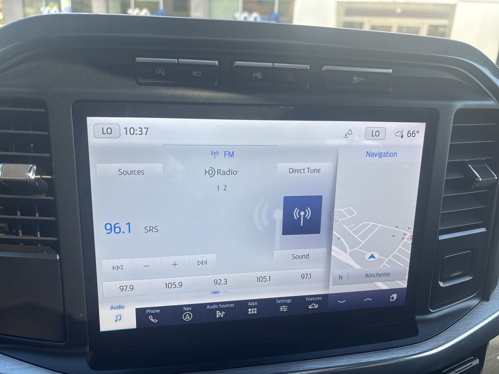 Certified 2023 Ford F150 Lariat w/ Equipment Group 502A High image 17