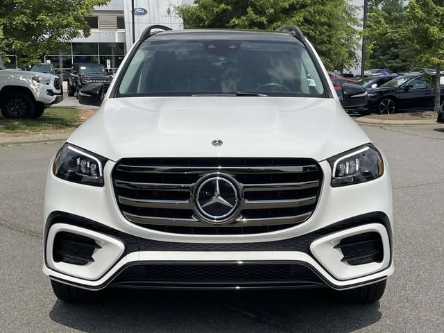 Used 2024 Mercedes-Benz GLS 580 4MATIC image 8