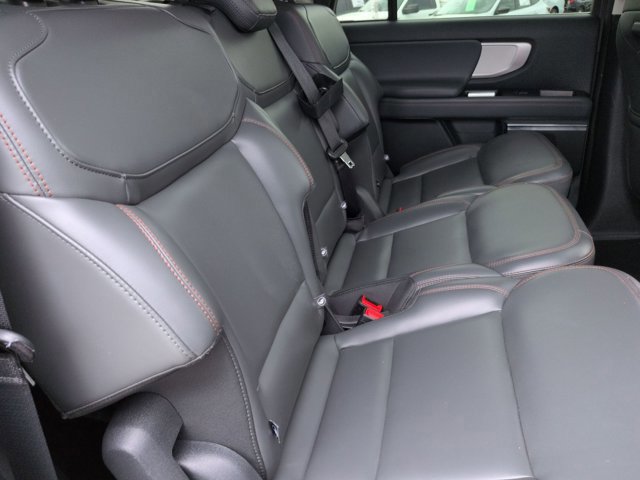 Certified 2025 Ford Expedition Max Active image 36