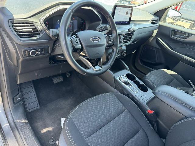 Certified 2024 Ford Escape Active AWD/4WD image 18