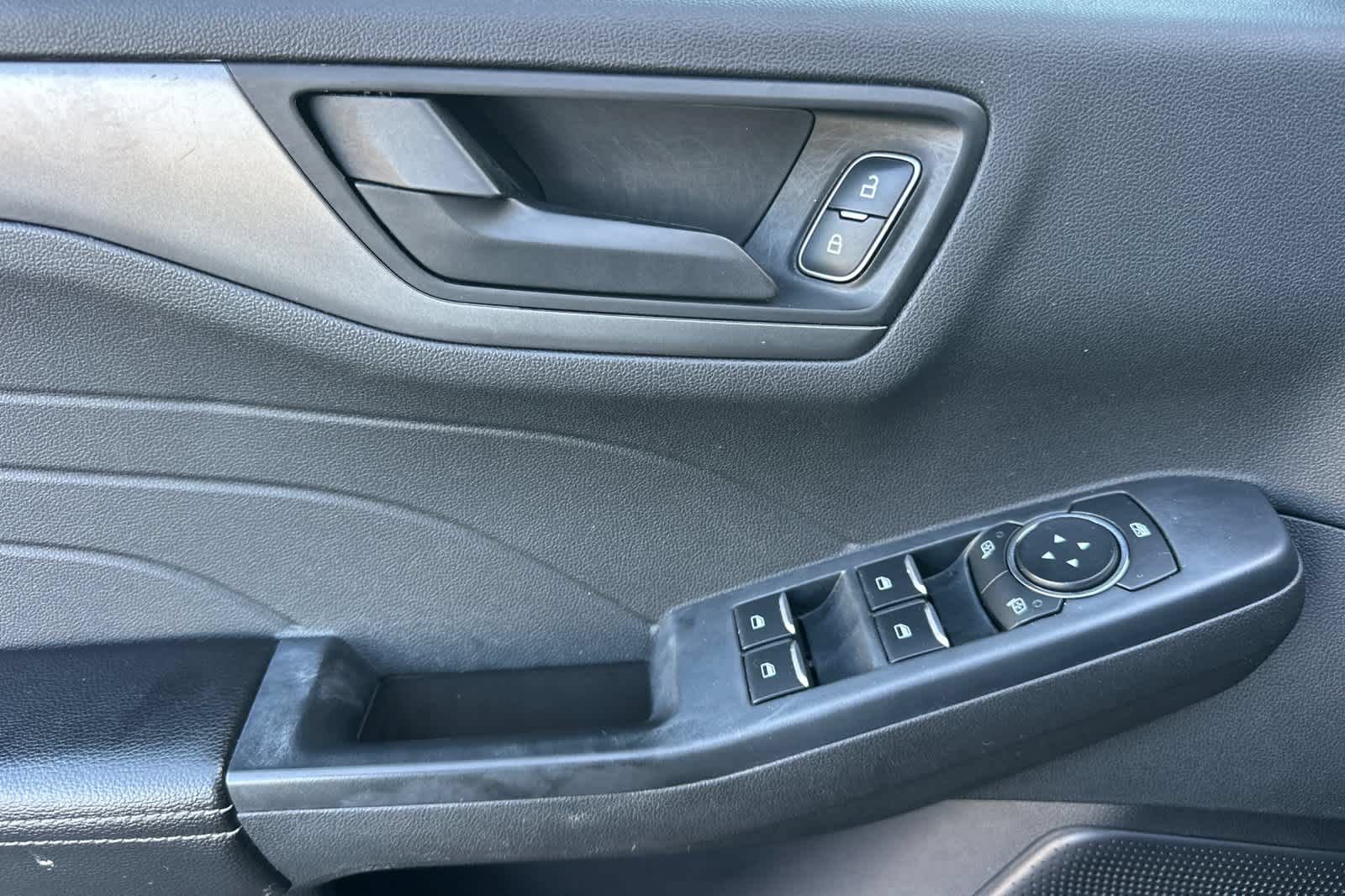 Certified 2024 Ford Escape Active AWD/4WD image 13