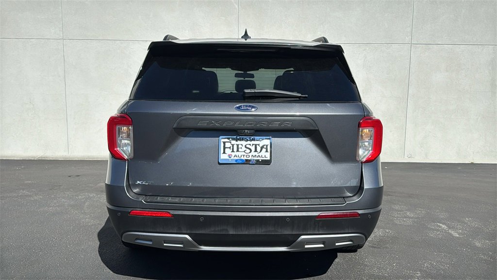 Certified 2021 Ford Explorer XLT w/ Equipment Group 202A image 2