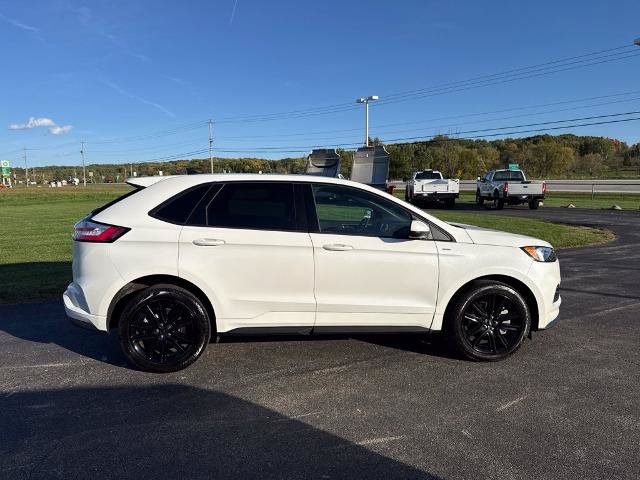 Certified 2024 Ford Edge ST-Line w/ Class II Trailer Tow Package AWD/4WD image 9